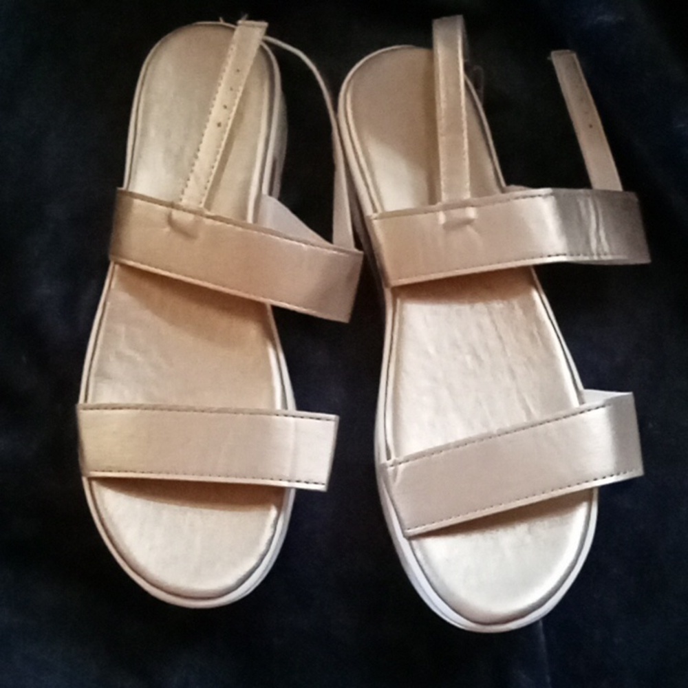 Wedge sandals goldtone size 8.5